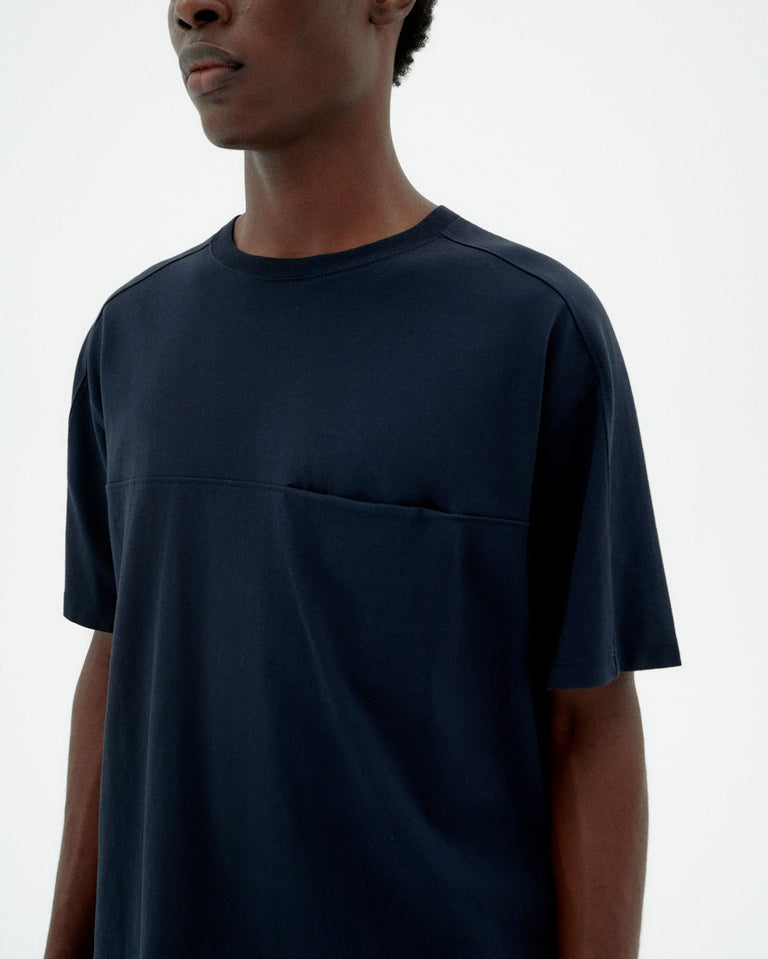 Camiseta navy Hank sostenible-3