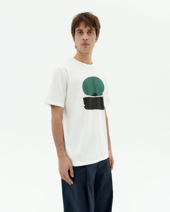 Camiseta blanca trees Zach sostenible-1