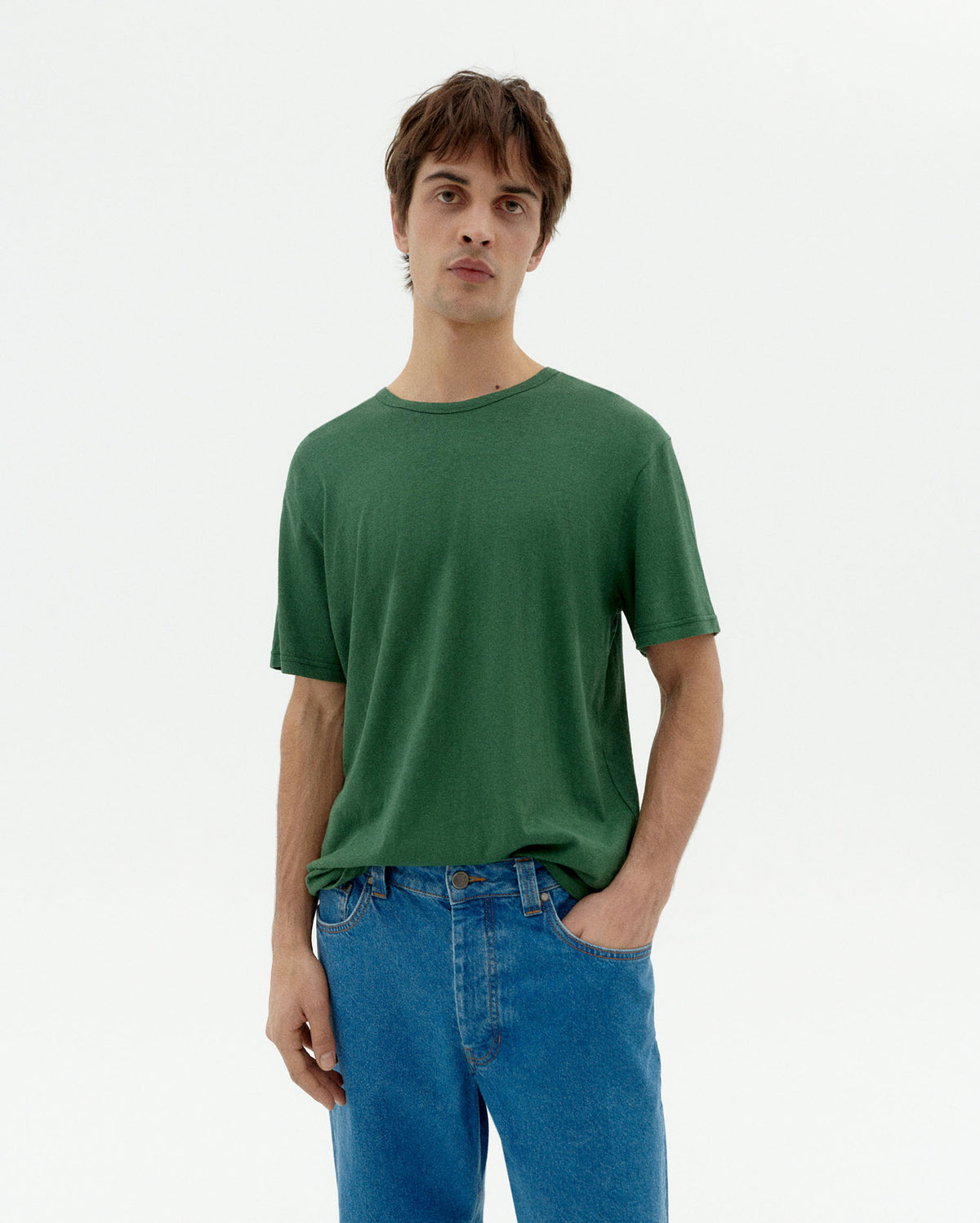 Camiseta verde hemp sostenible-1