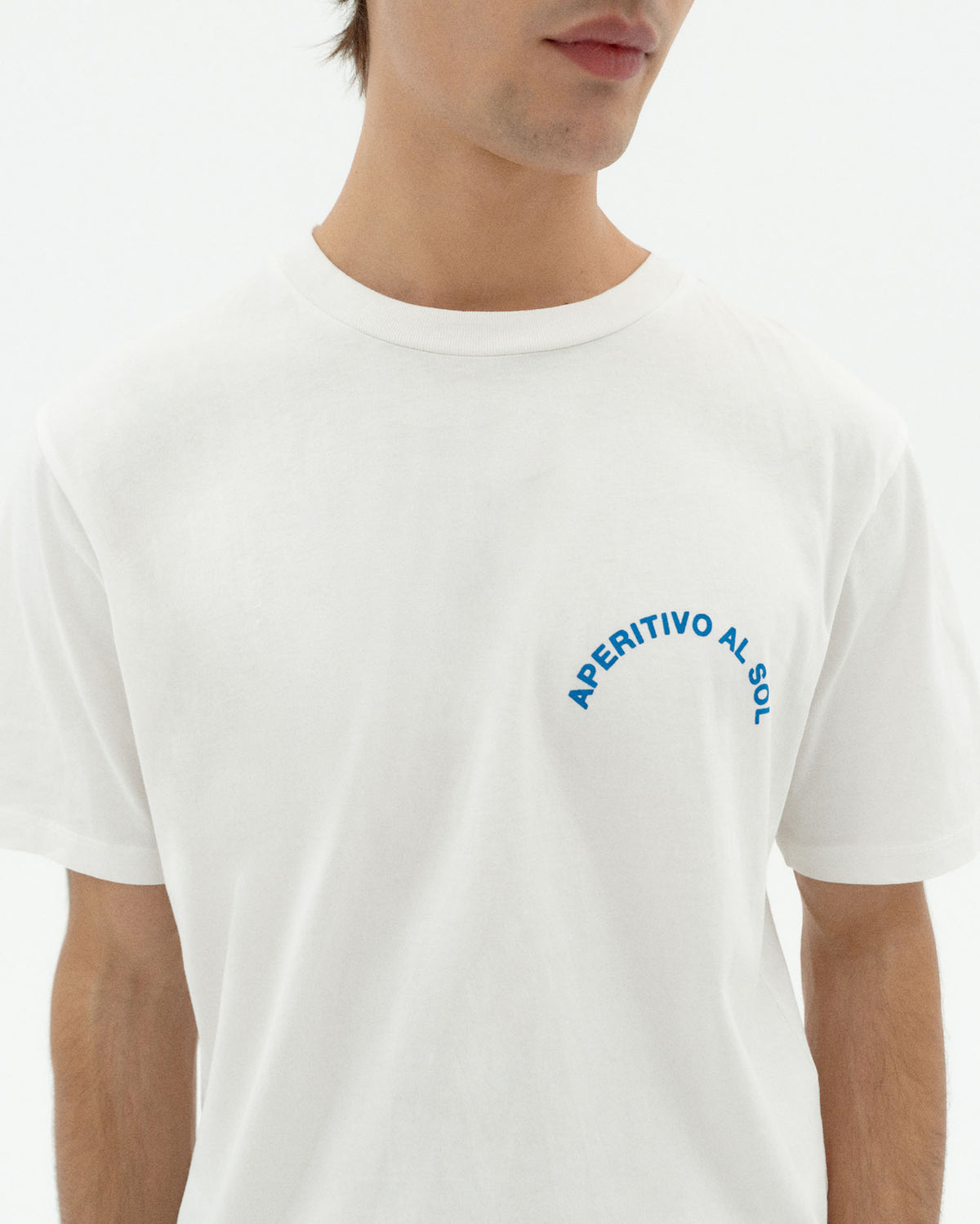 Camiseta blanca aperitivo Zach sostenible-3