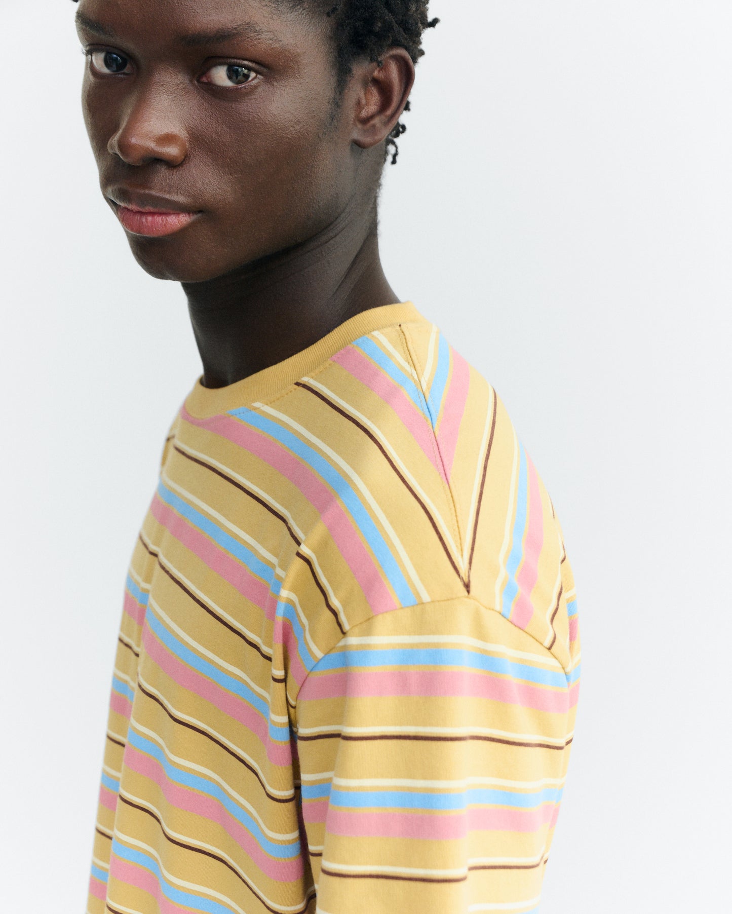 Camiseta rayas amarilla Aaron sostenible - 3