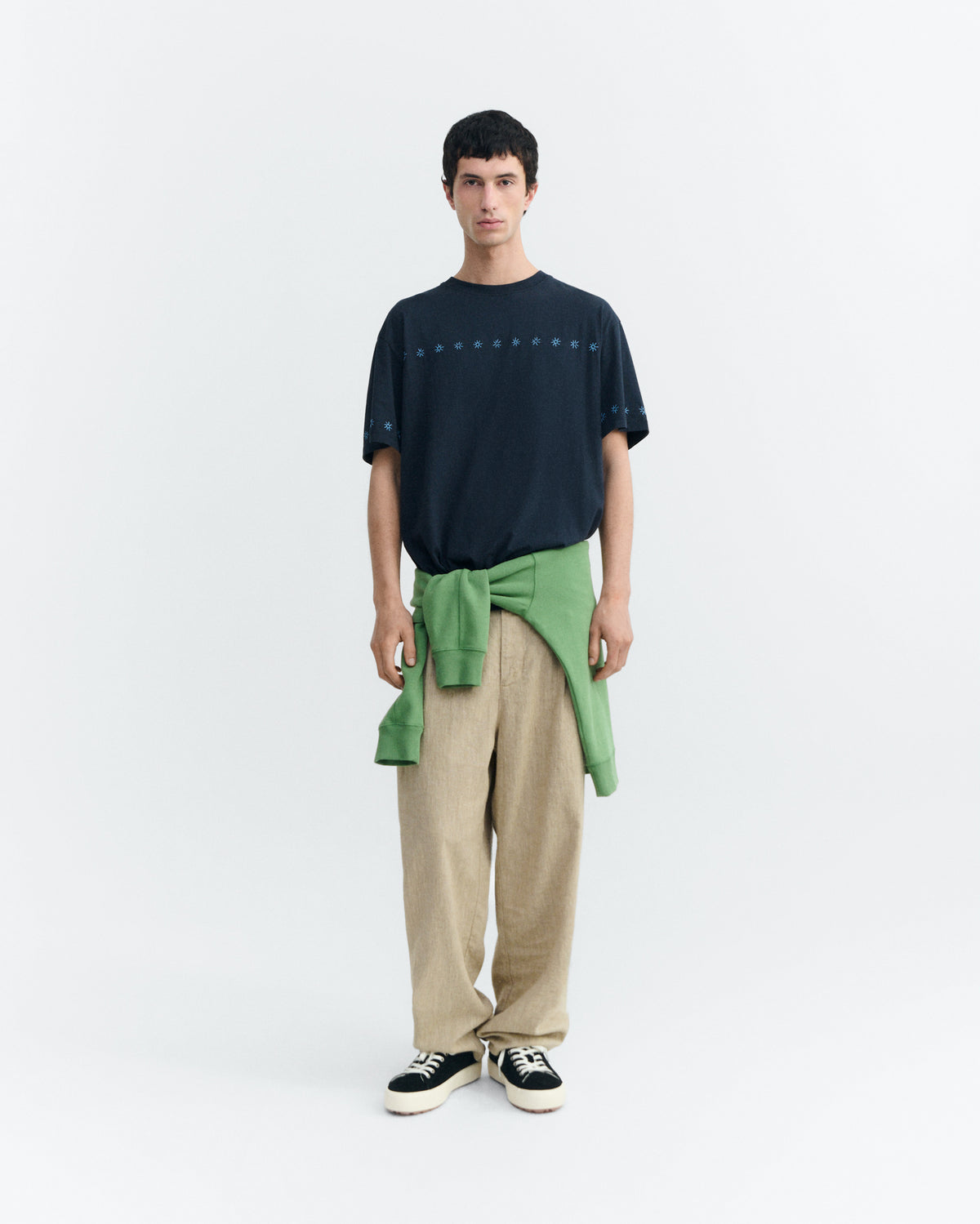 Camiseta navy bordada Aaron sostenible - 2