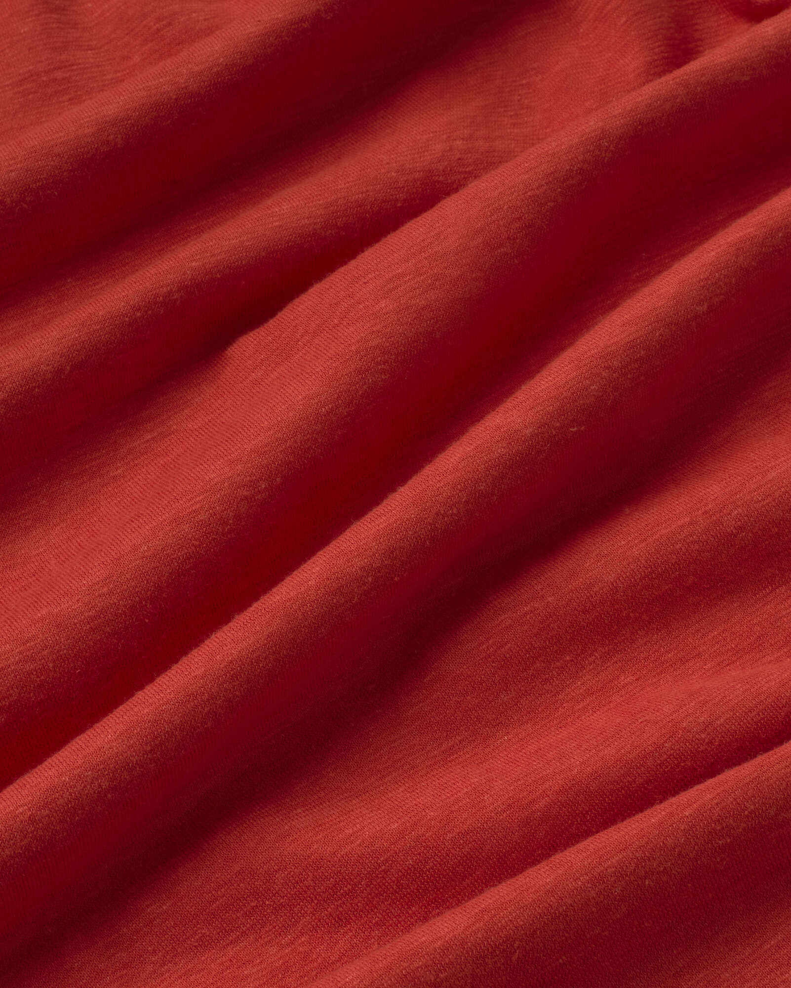 Camiseta roja hemp Roy sostenible silueta - 2