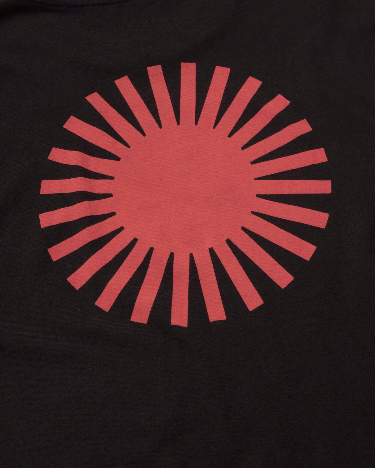 Camiseta negra sol espalda rojo Aaron sostenible silueta - 2