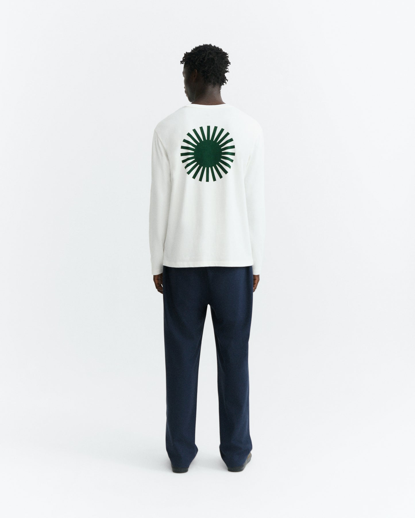 Camiseta manga larga blanca sol espalda verde Emilio sostenible - 4