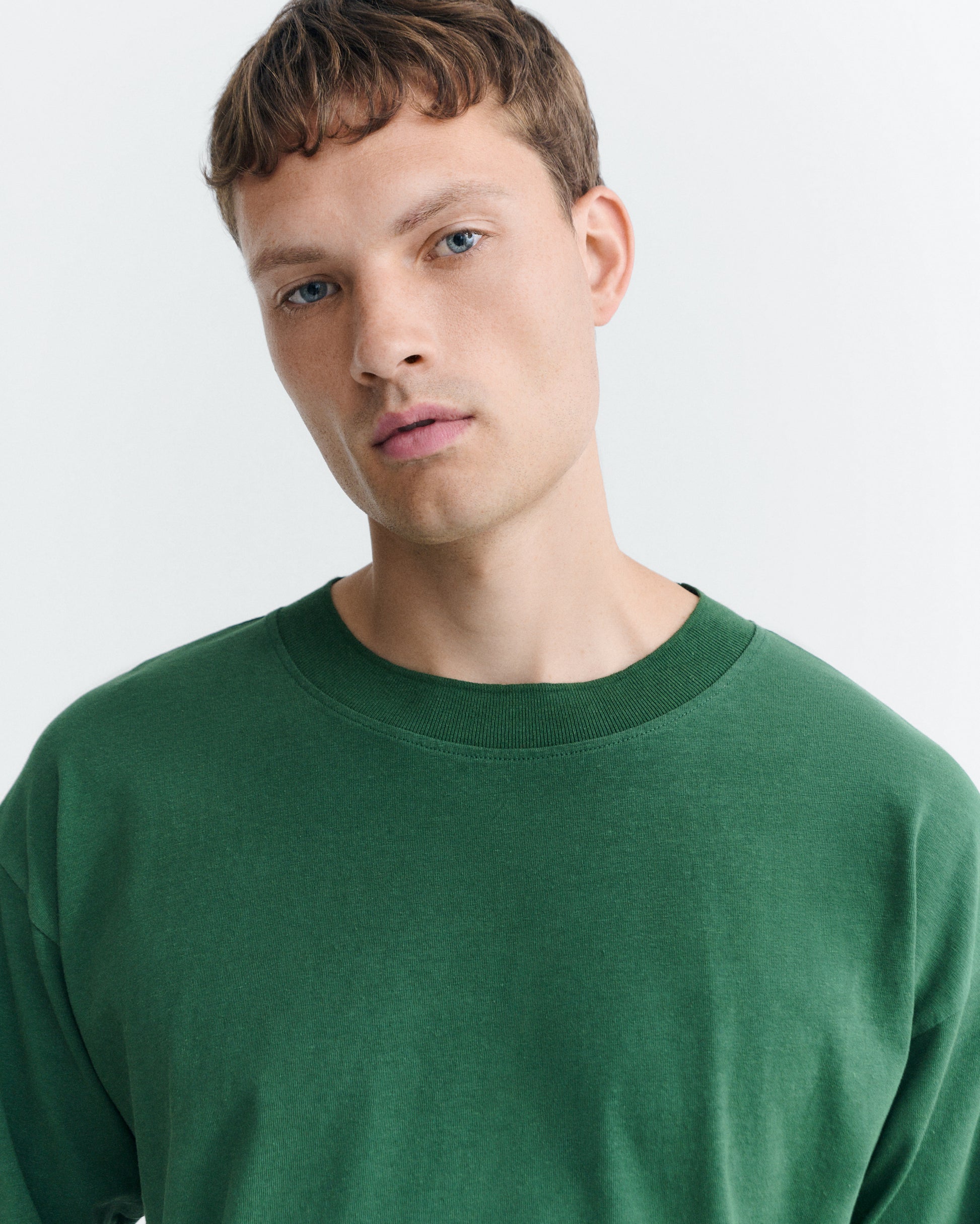 Camiseta oversize verde Doug sostenible - 3