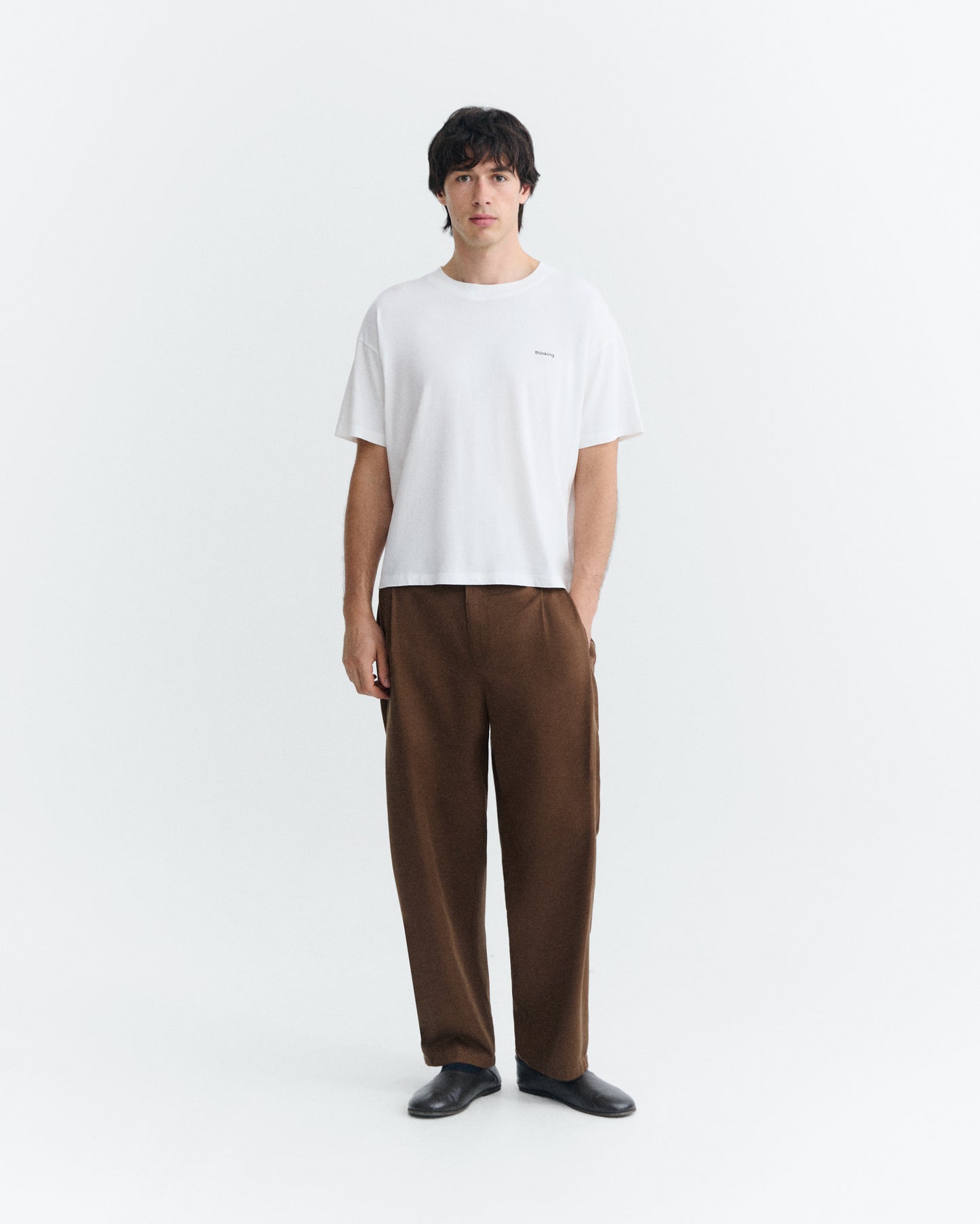 Camiseta blanca thinking Caleb sostenible - 1