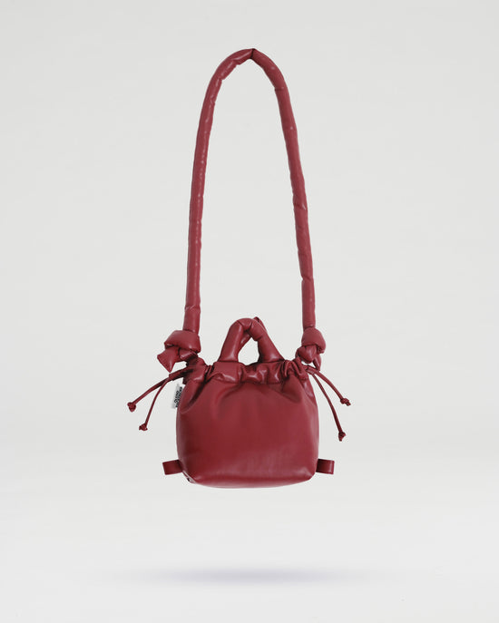 Sac cherry red en cuir végétal Micro Ona