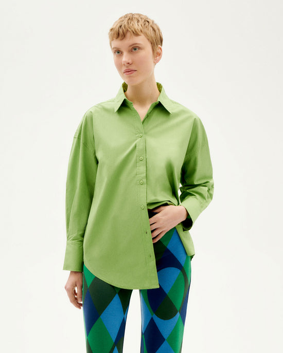 Blusa verde Carangi sostenible-1