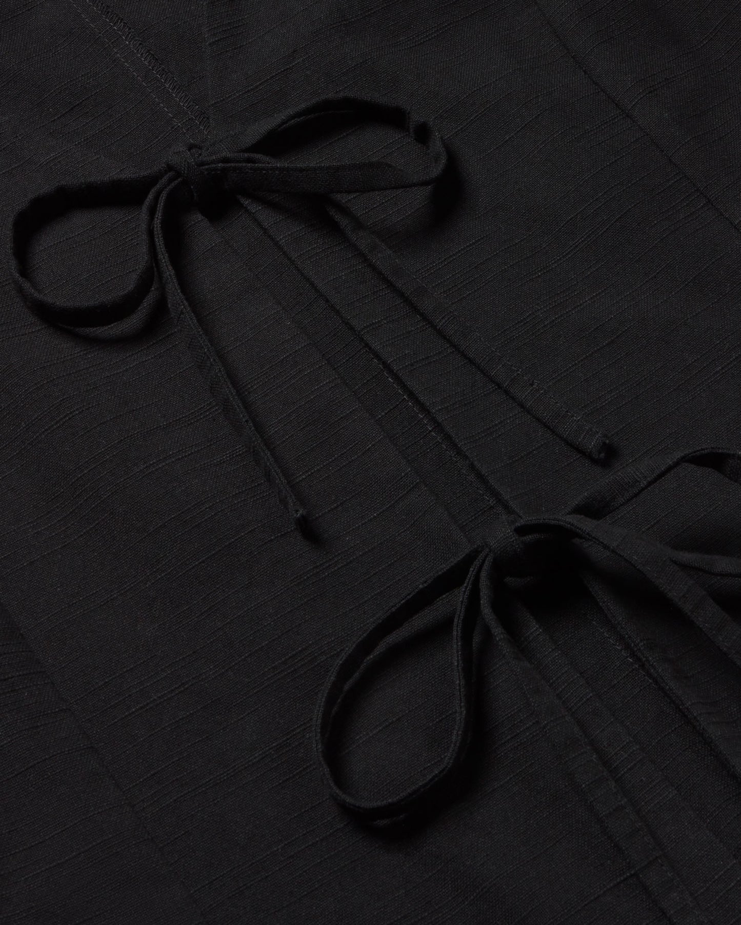 Top negro Elise sostenible - silueta 2