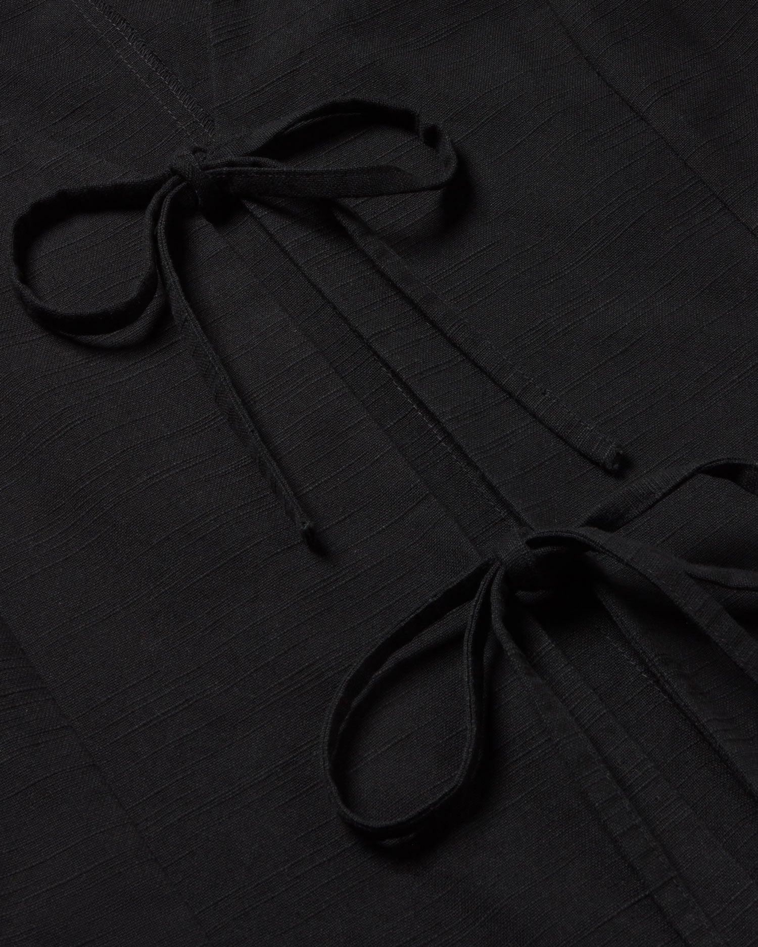 Top negro Elise sostenible - silueta 2