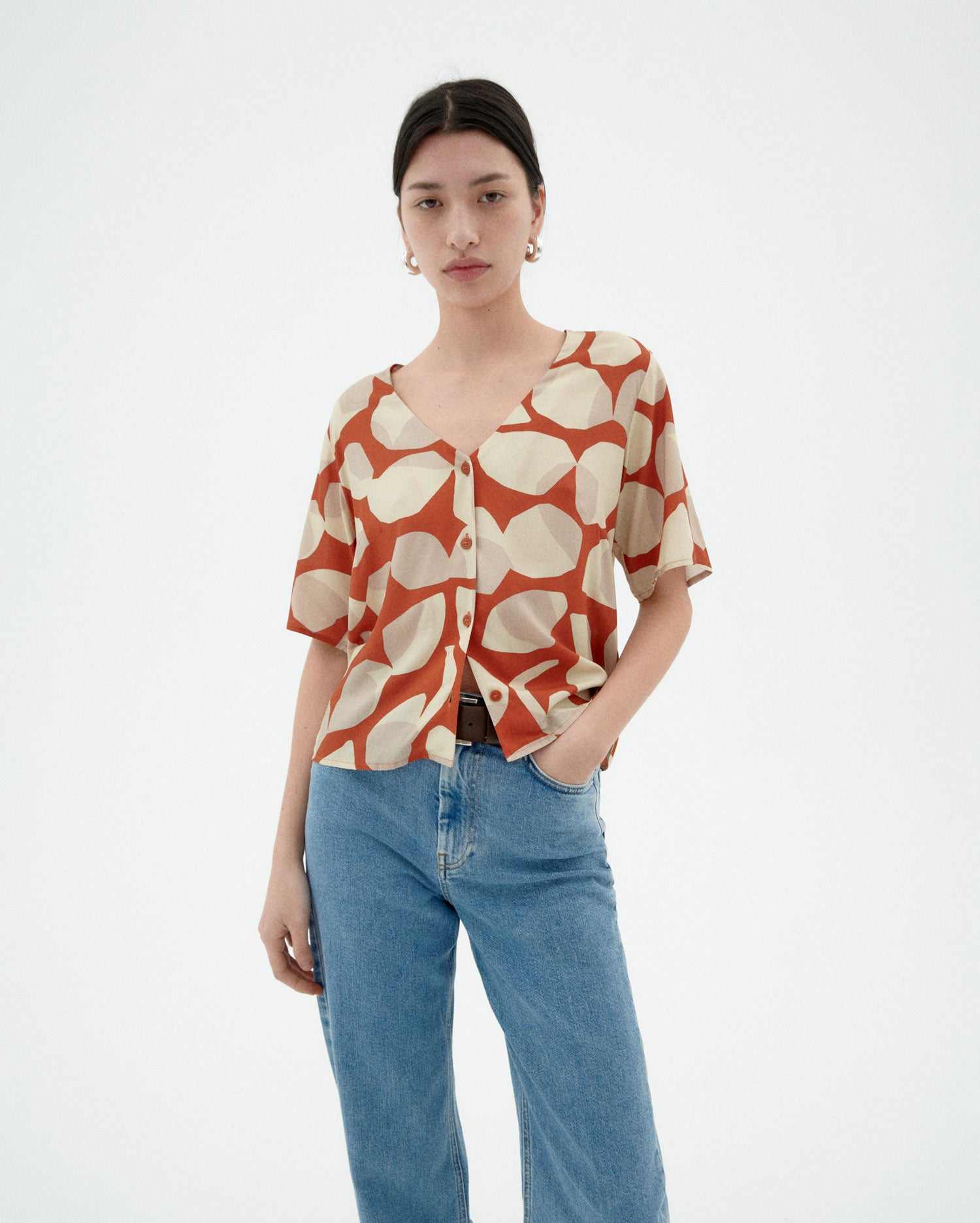Blusa multicolor leaf light Libelula sostenible-1