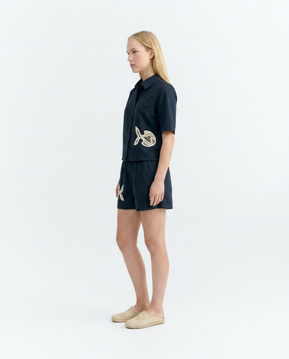 Bluse gepatcht handgestickter Fisch Ane