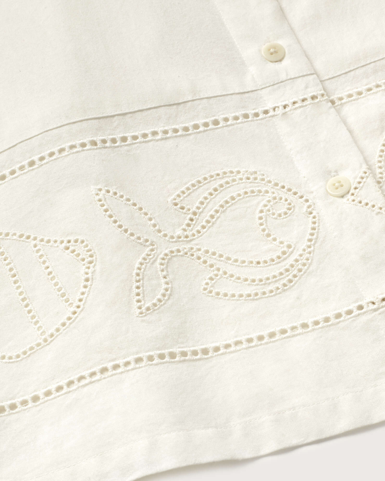 Blusa bordada blanca Ane sostenible silueta - 2