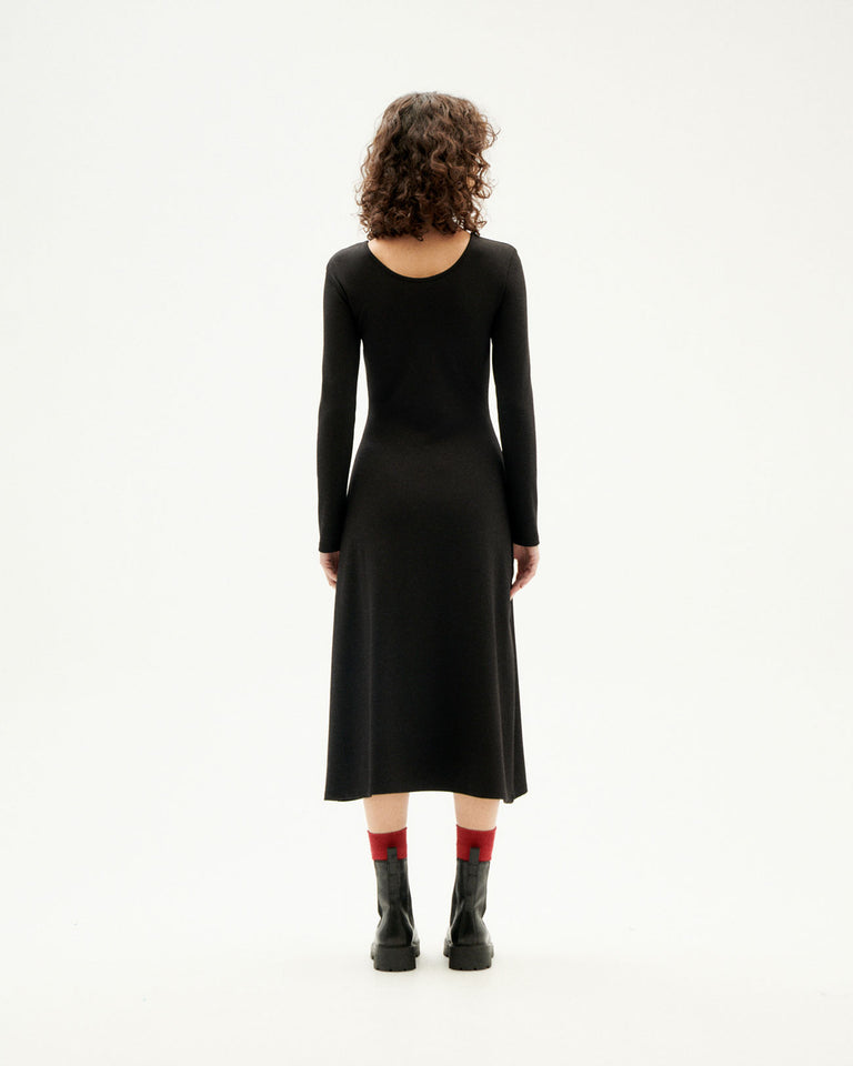 Vestido negro Soraya sostenible-4