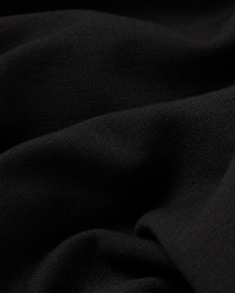 Vestido negro Judith sostenible-5