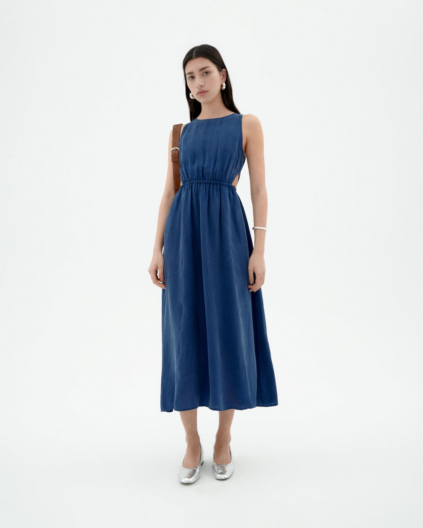Vestido azul cupro Kin sostenible-1