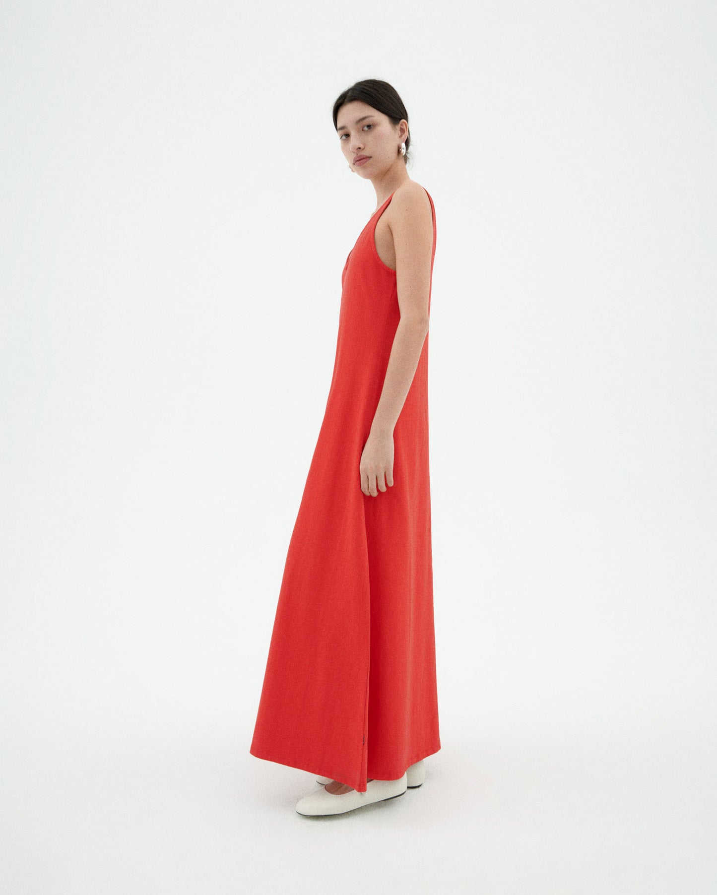 Vestido rojo Sade sostenible-4