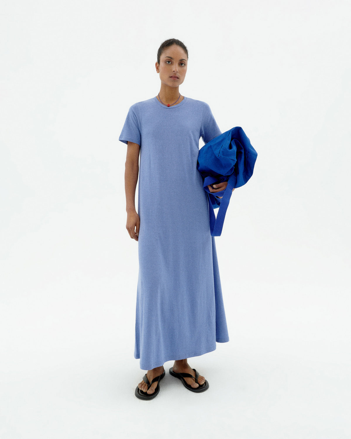 Vestido azul claro hemp Oueme sostenible-1