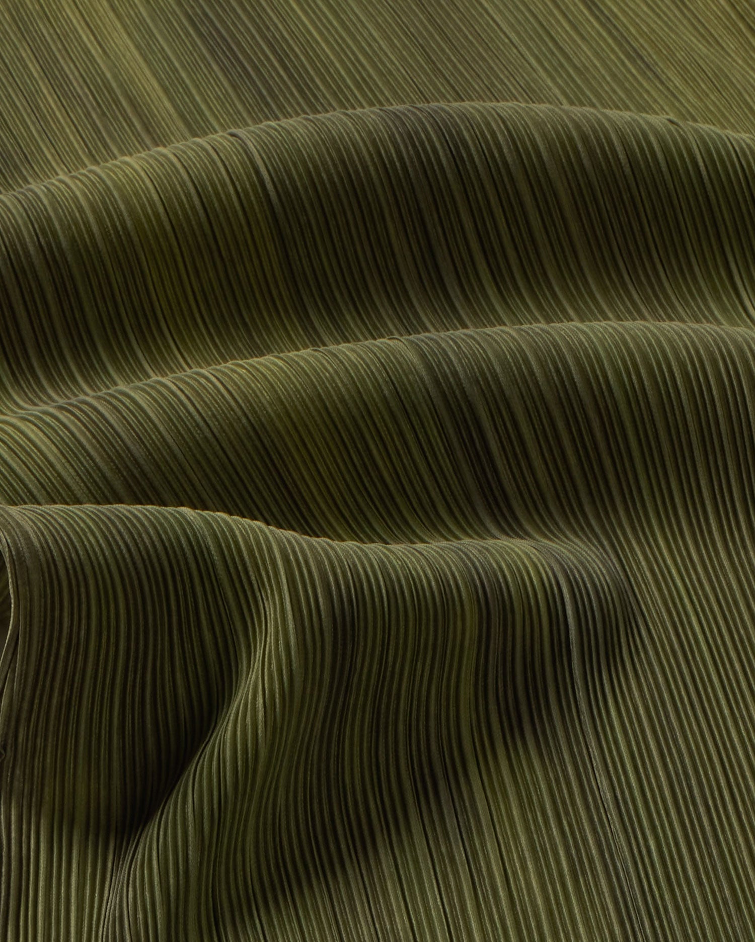 Vestido midi plisado verde Myrtle sostenible silueta - 2