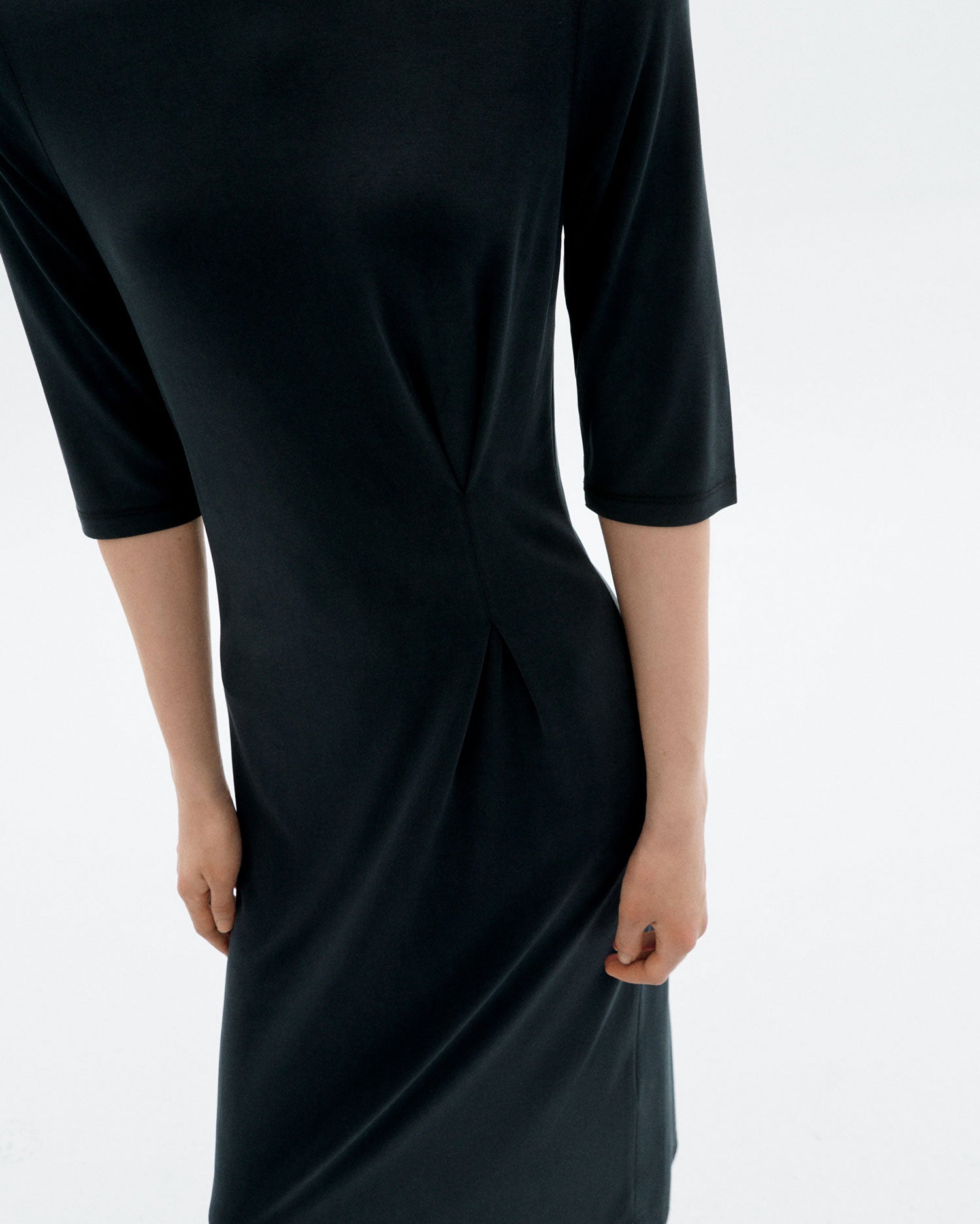 Vestido midi Ozzi sostenible - 3