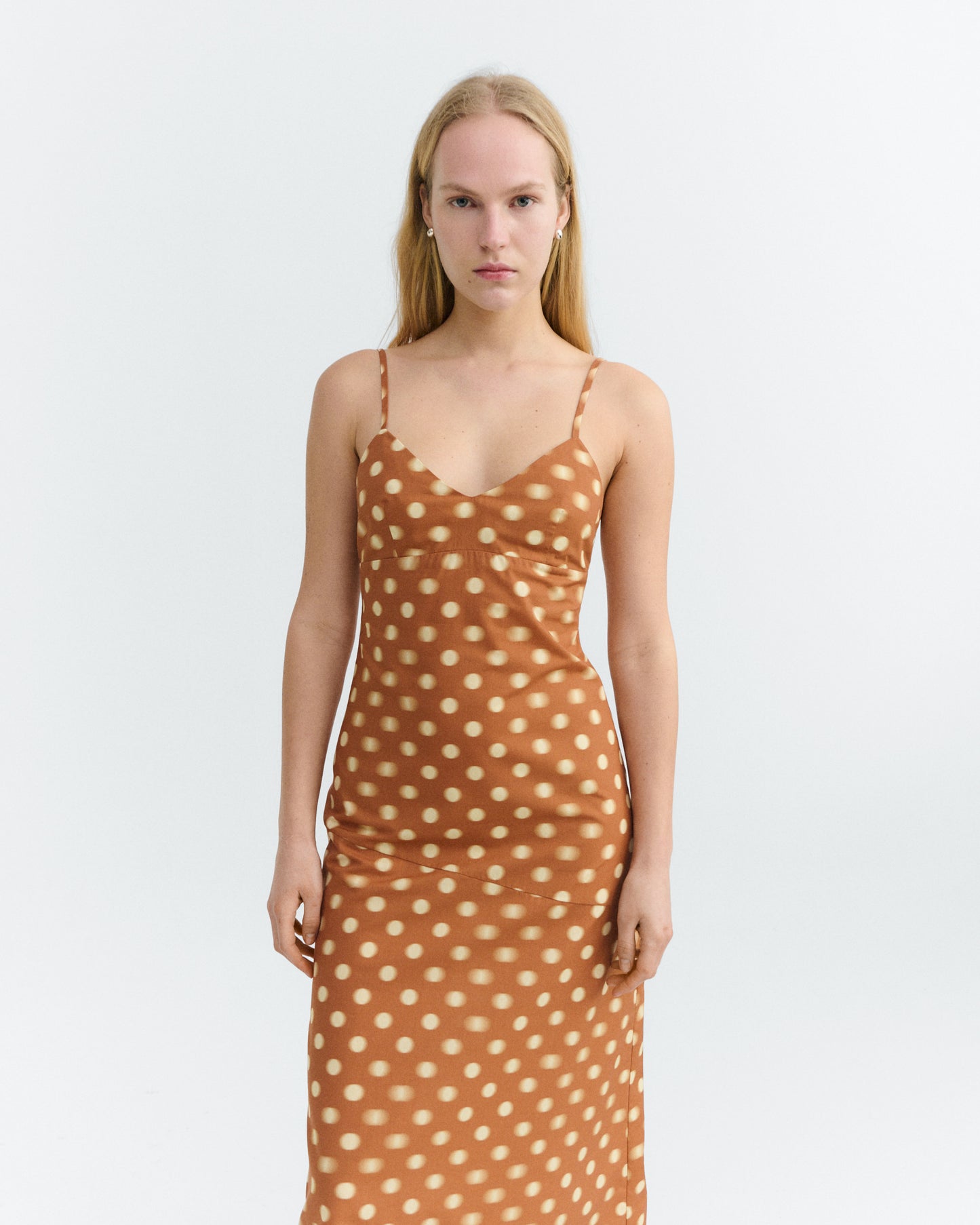 Vestido largo lunares marrón Dina sostenible - 2