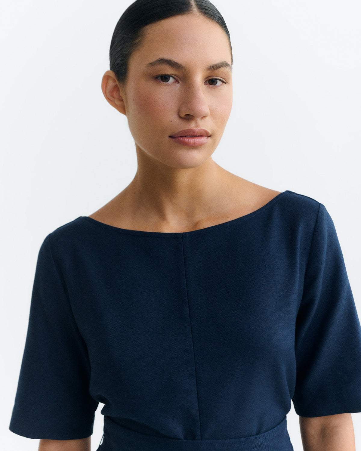 Vestido corto navy hemp Kieran sostenible - 6