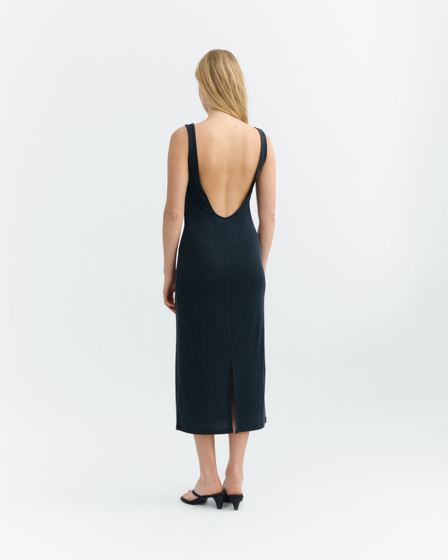Vestido largo slim negro Adu sostenible - 5