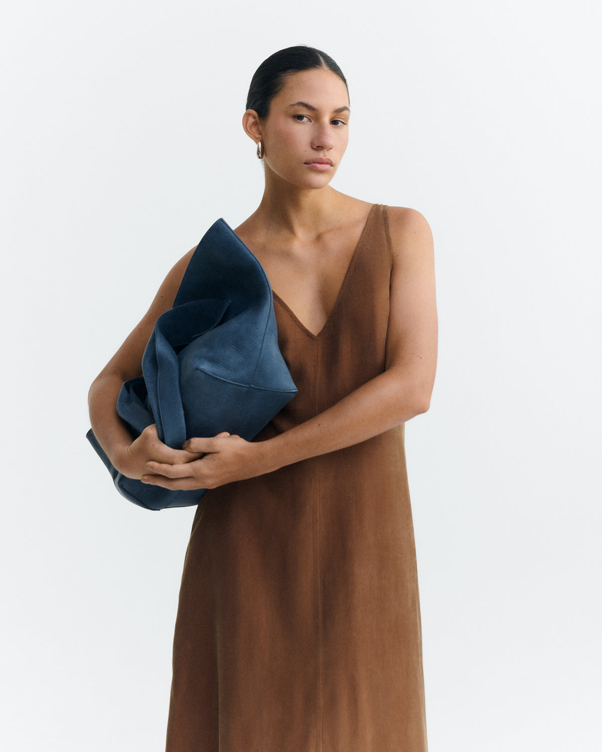 Vestido largo marrón cupro Sade sostenible - 2