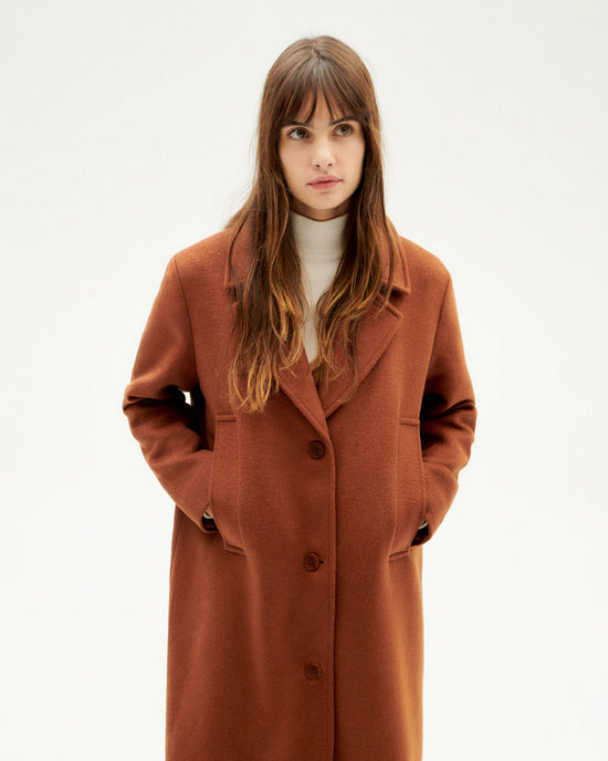 Abrigo marrón lana Rita sostenible-7