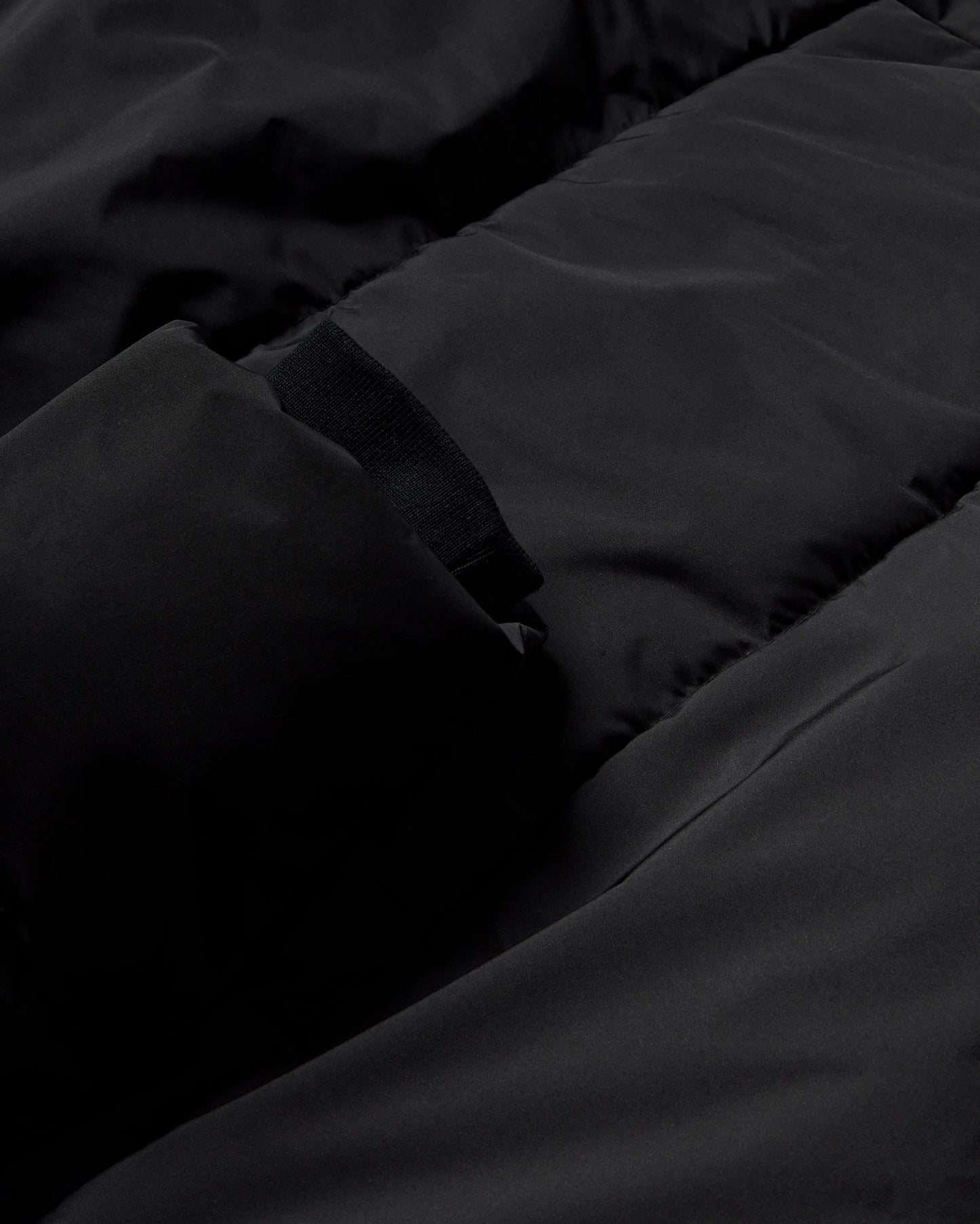 Chaqueta negra Delaunay sostenible - silueta 4