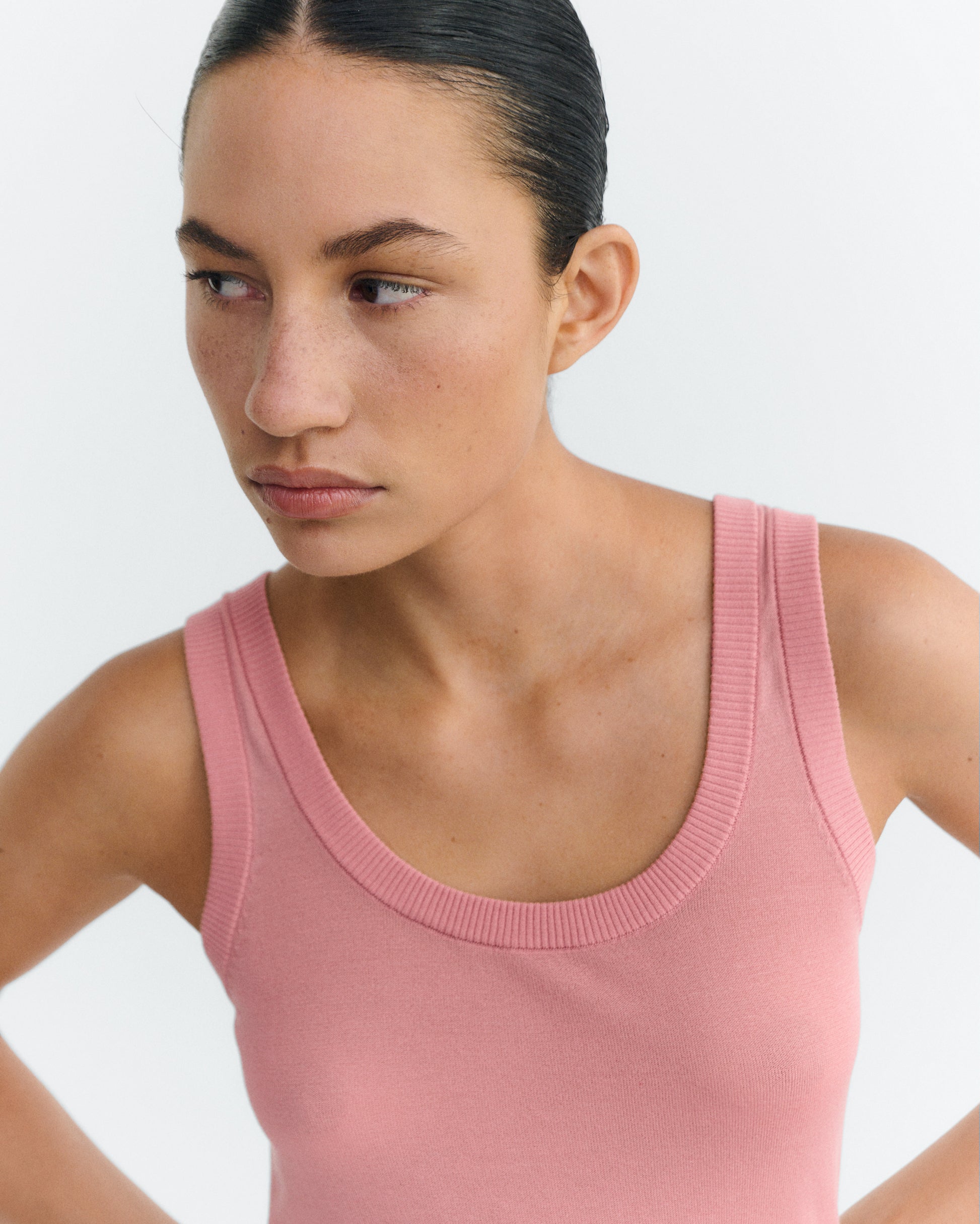 Top punto rosa semitransparente Nocta sostenible - 3