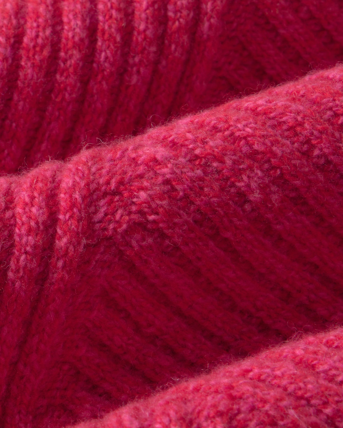 Chaleco lana rosa Kaia sostenible silueta - 2