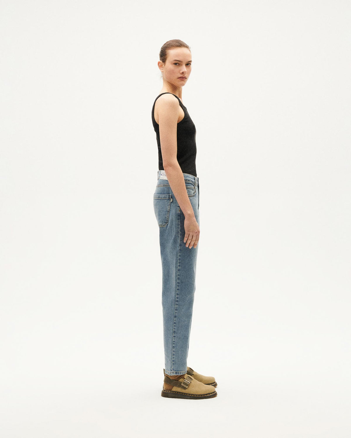 Pantalón light clean denim Nele sostenible-6