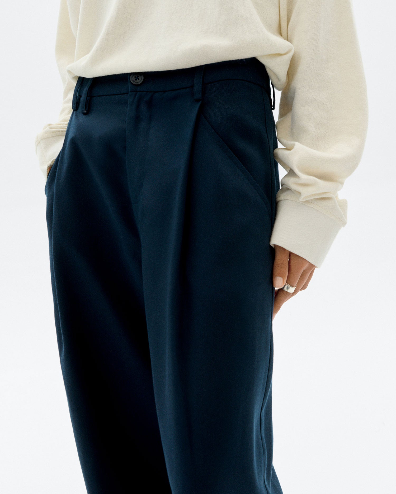Pantalón wide leg pinza azul Molly sostenible - 3