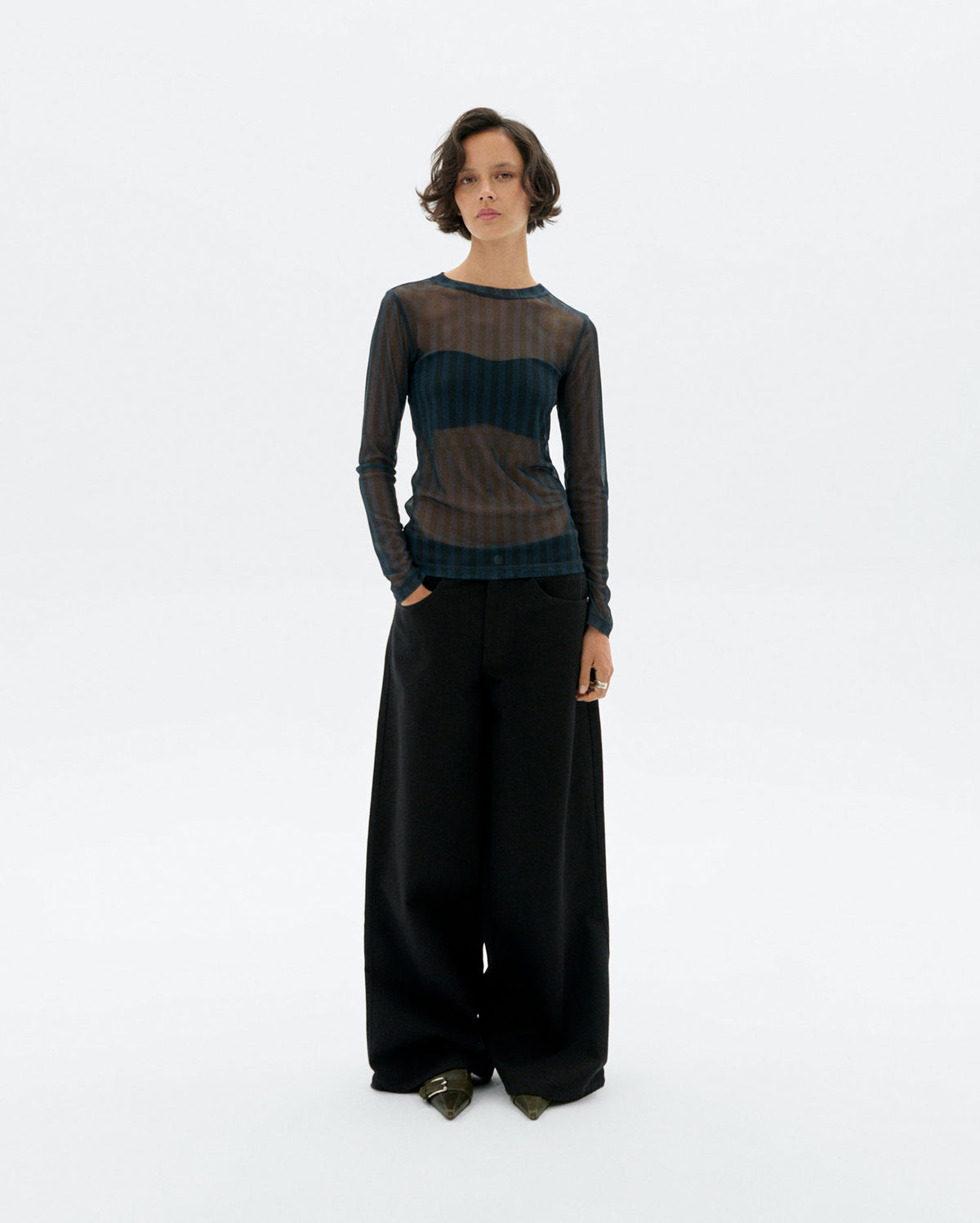 Pantalón wide leg negro Hedda sostenible - 2