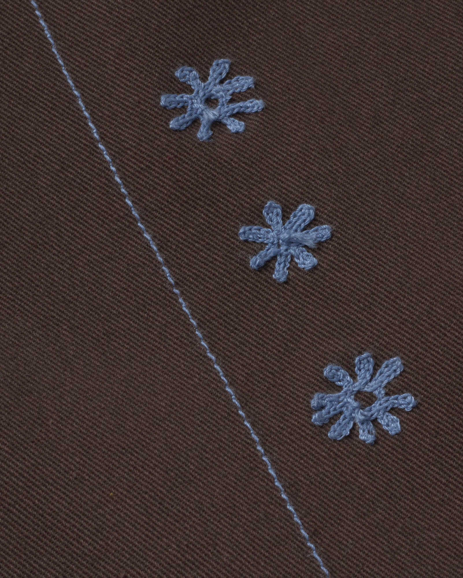 Pantalón tiro bajo bordado a mano sole mio Kettan sostenible silueta - 2