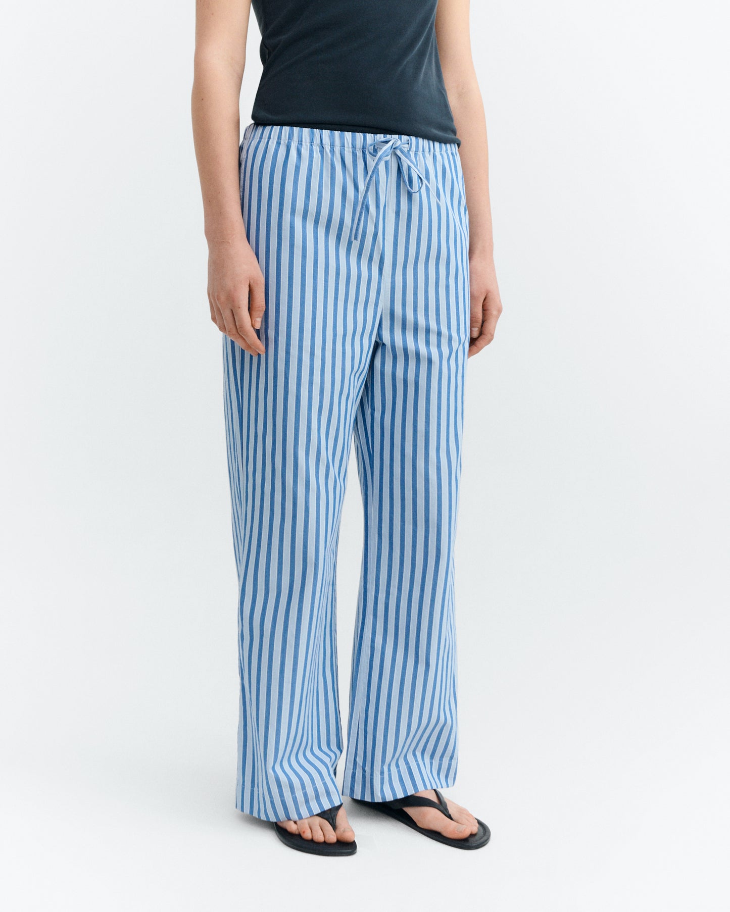 Pantalón relaxed rayas azul Brigitte sostenible - 2