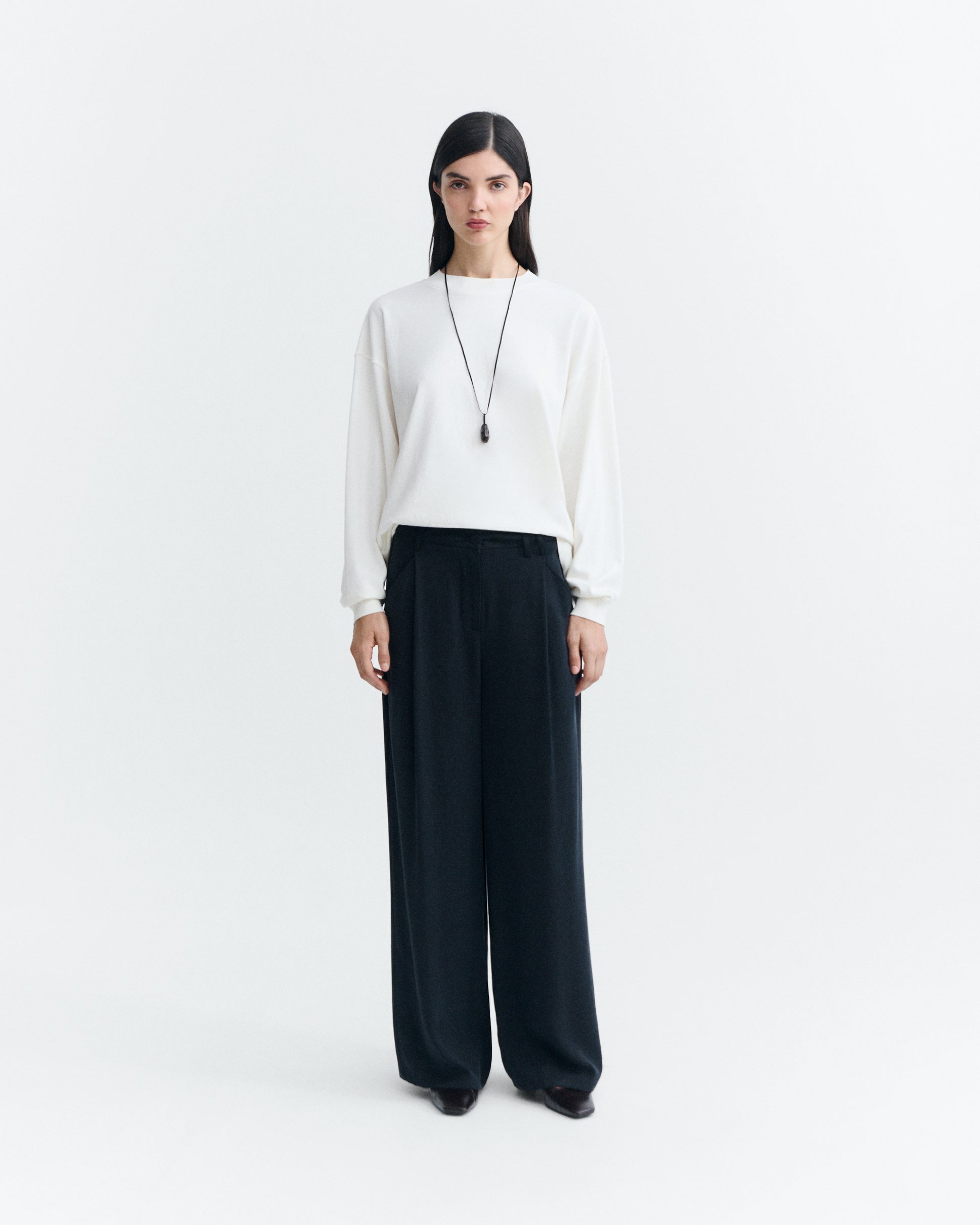 Pantalón wide leg pinza negro Molly sostenible - 1