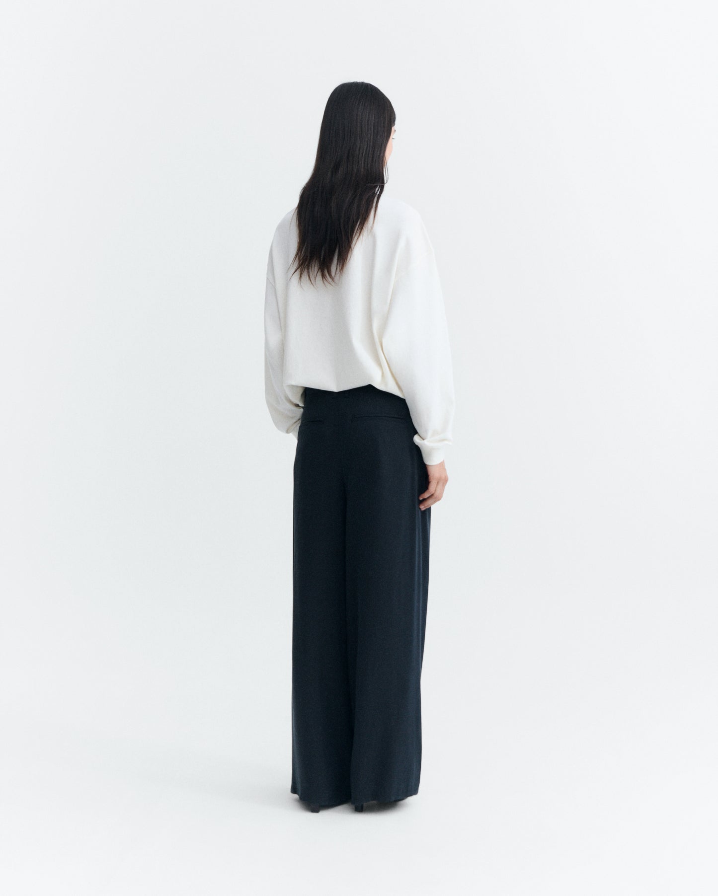 Pantalón wide leg pinza negro Molly sostenible - 4