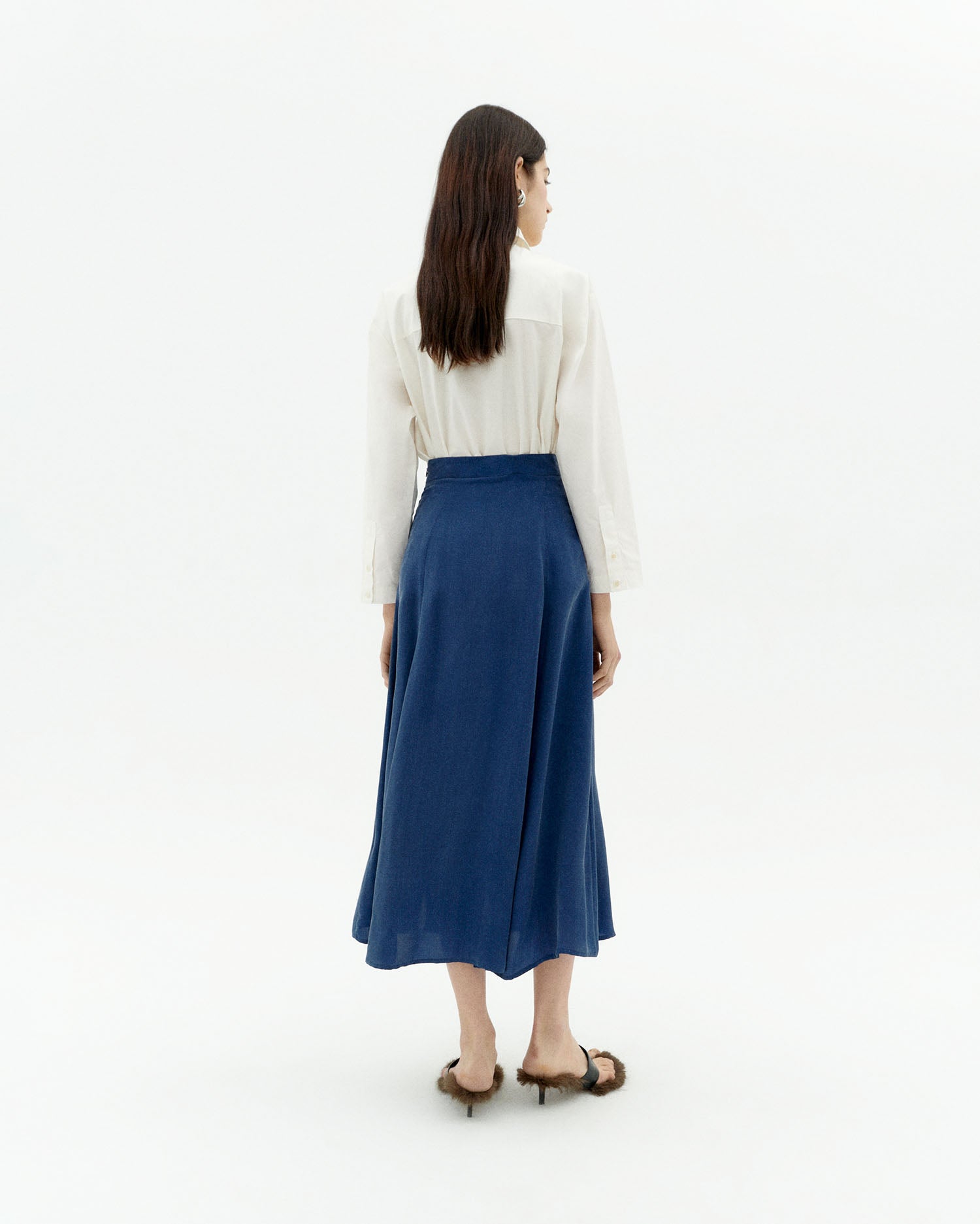 Falda azul cupro Tora sostenible-4