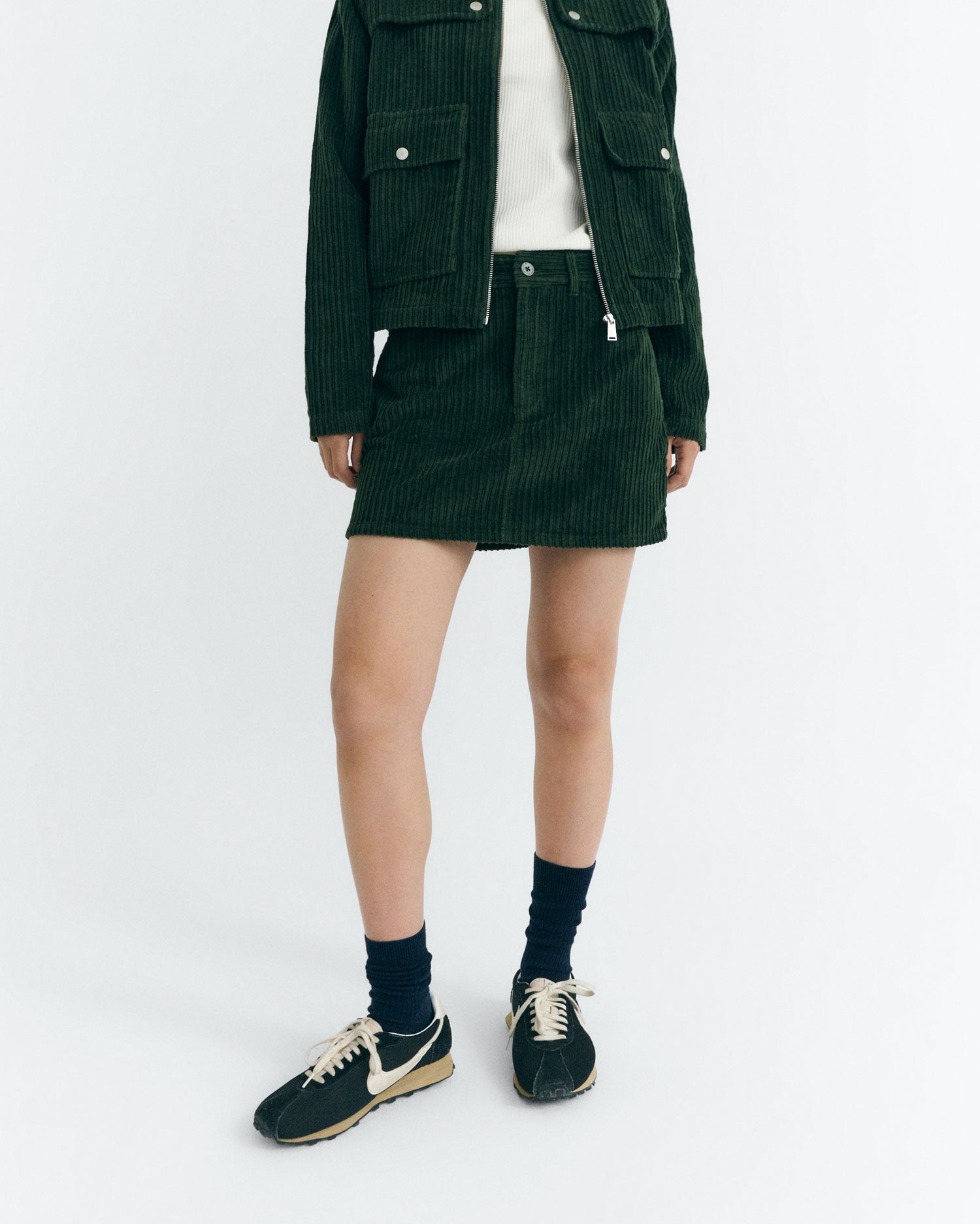 Falda mini pana verde Kimmy sostenible - 1