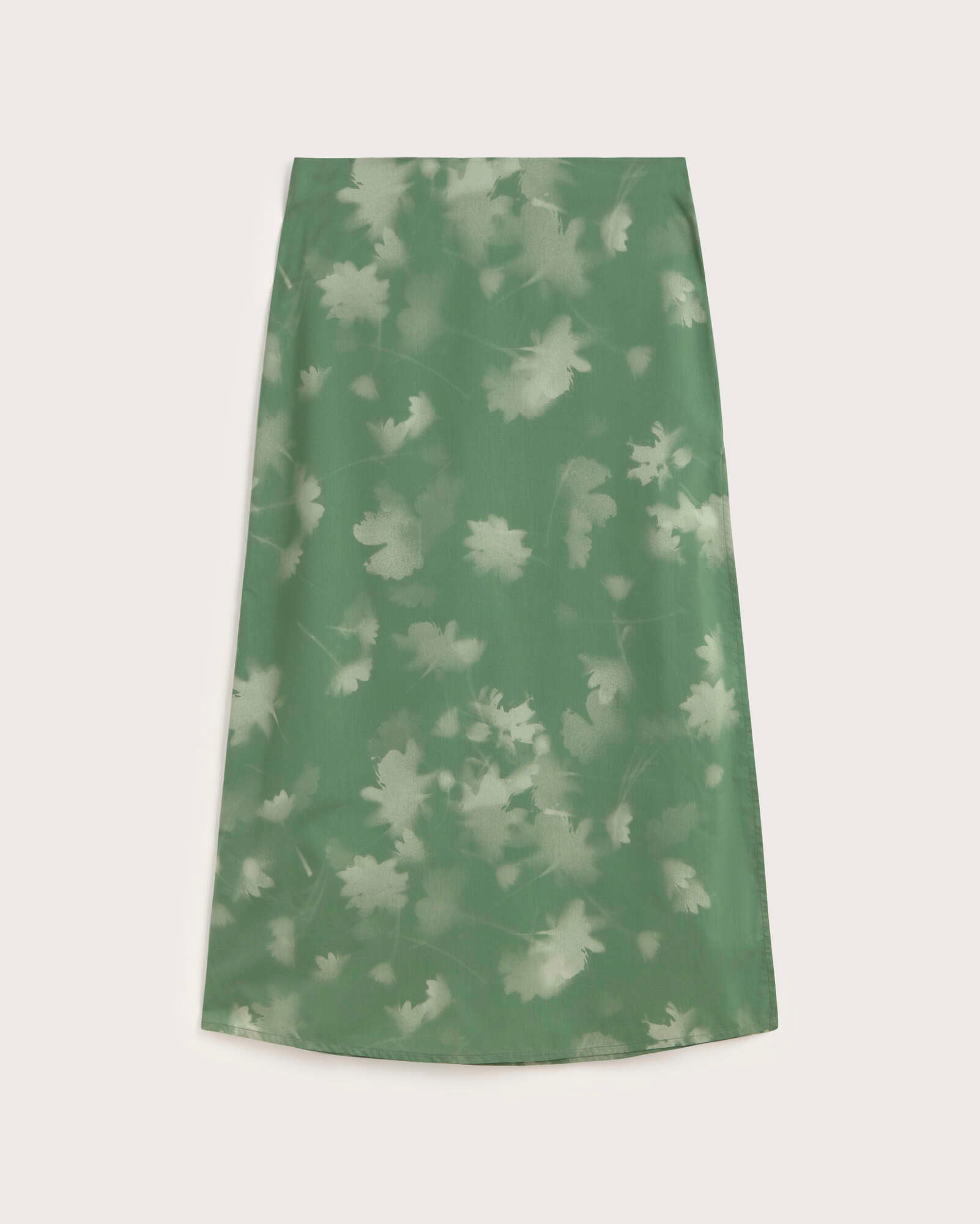 Falda midi verde tipia Kora sostenible silueta - 1