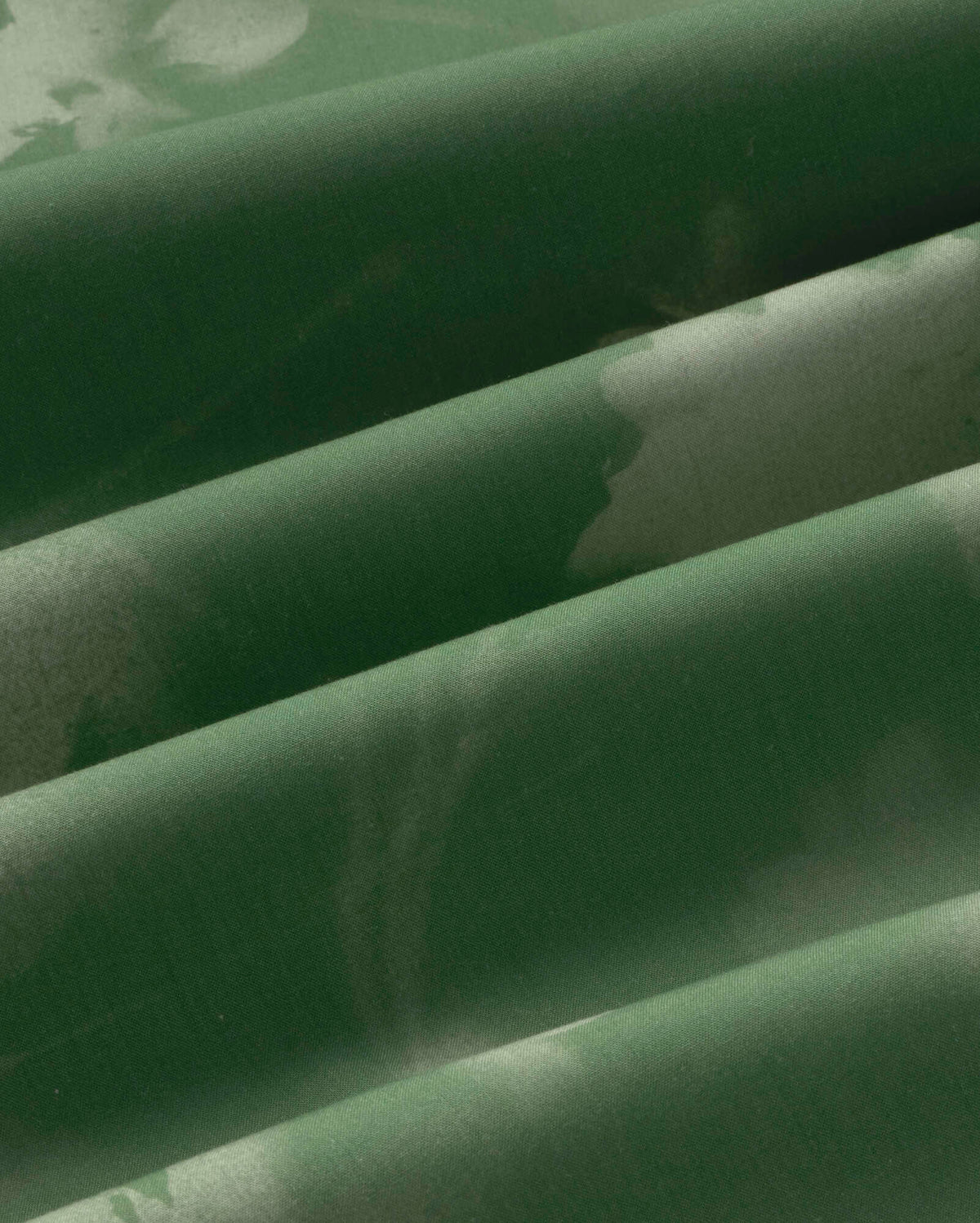 Falda midi verde tipia Kora sostenible silueta - 2