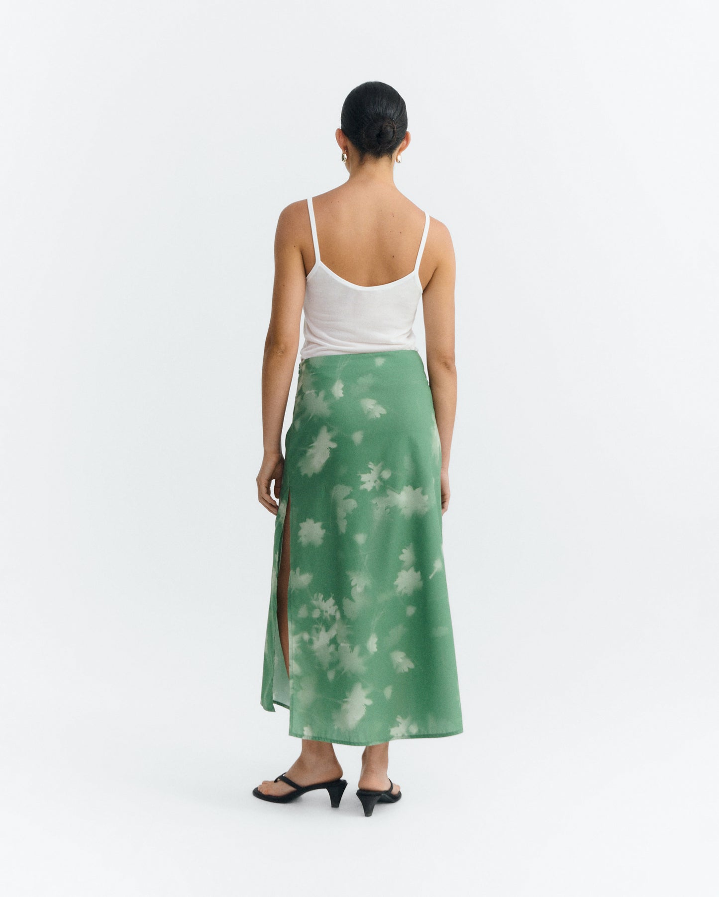 Falda midi verde tipia Kora sostenible - 3