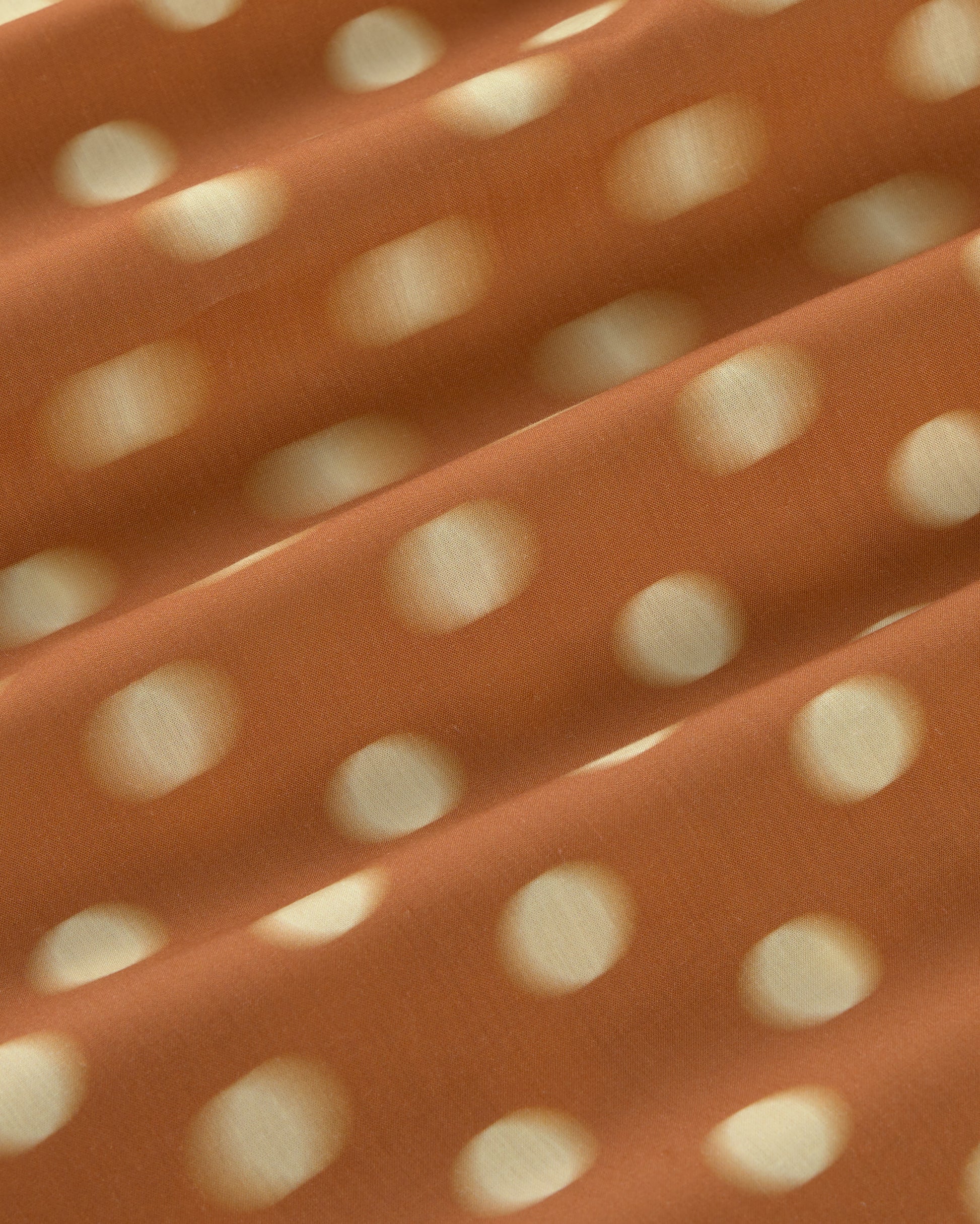 Falda midi lunares marrón Kora sostenible silueta - 2