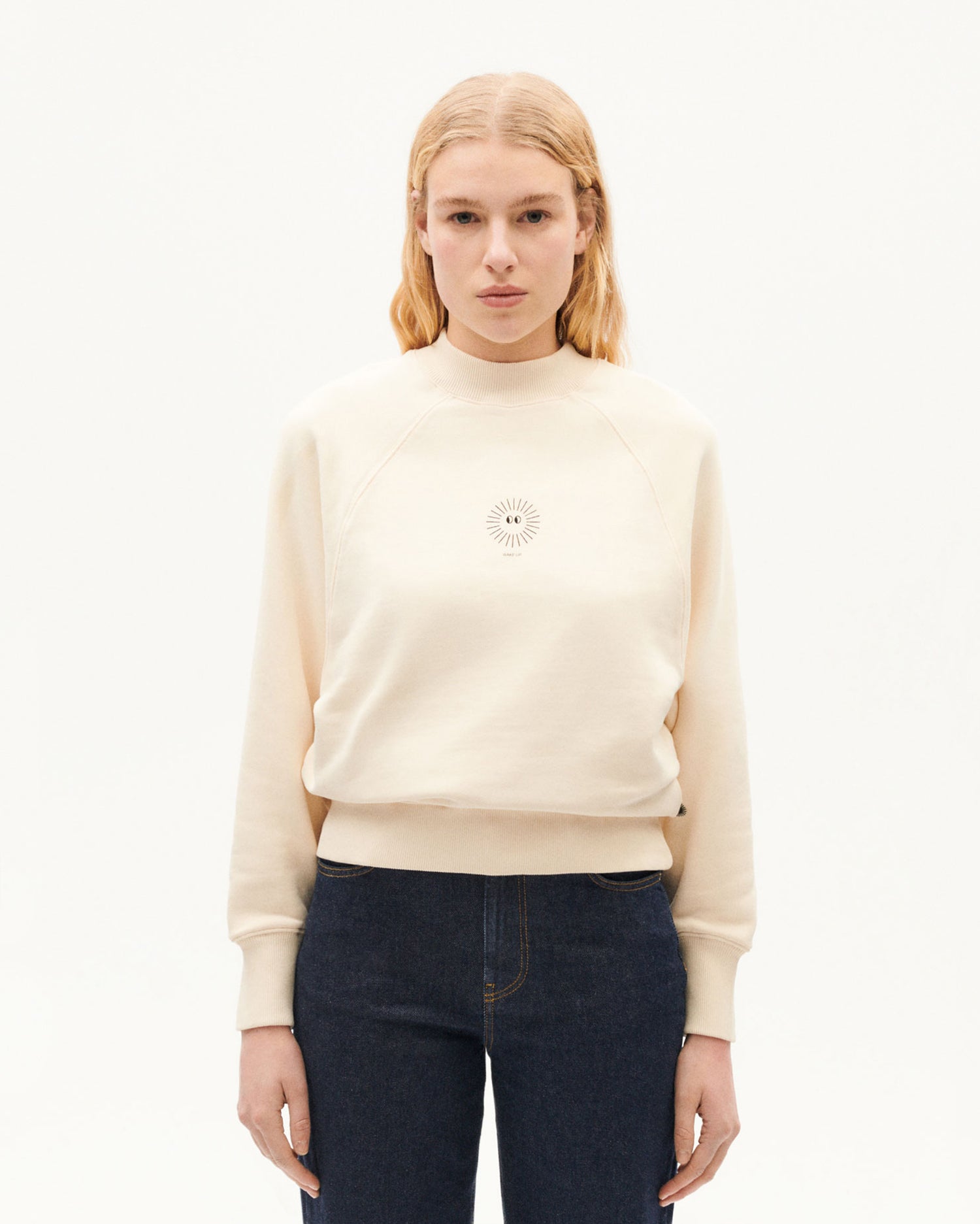 Sudadera blanca soleil Fantine sostenible-1