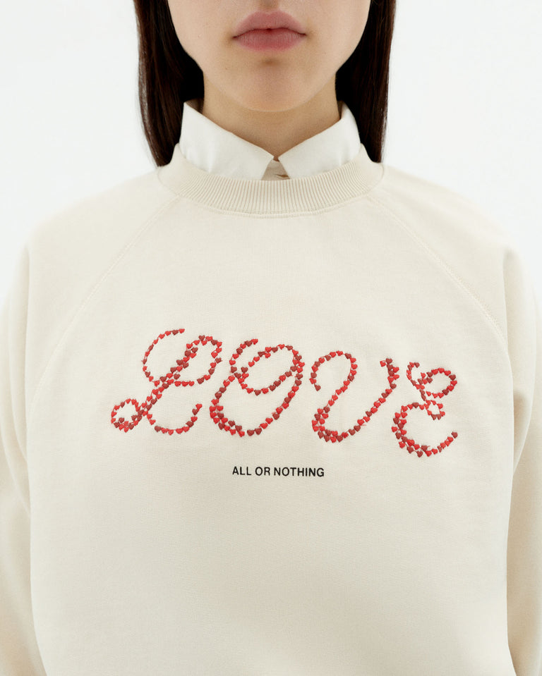 Sudadera blanca love heart Bonnie sostenible-3