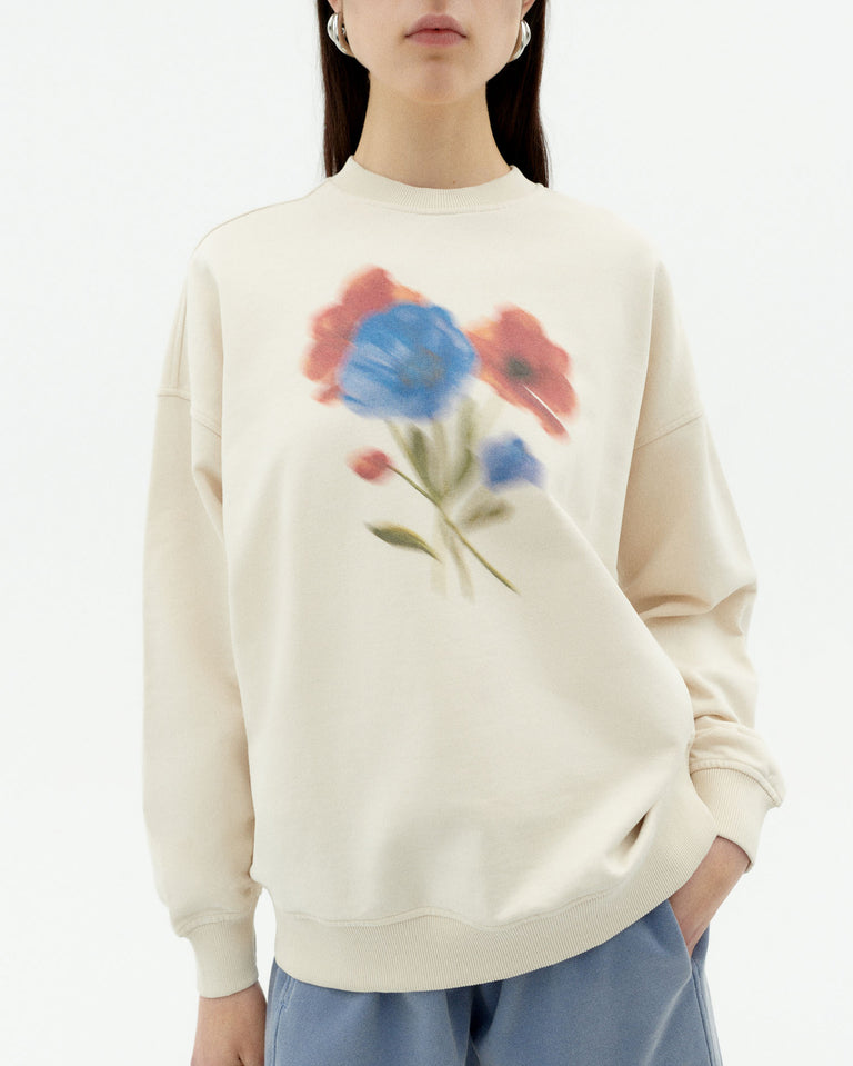 Sudadera blanca blurry flower Jimena sostenible-3