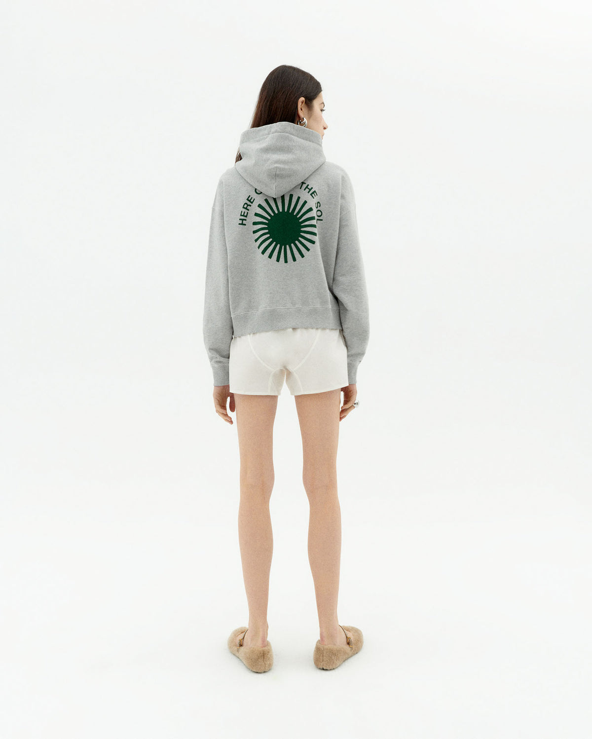 Sudadera gris con capucha retro sol Valeria sostenible-4